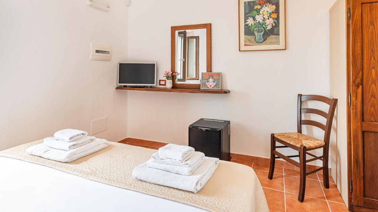 Welcomely - Guesthouse Kadossene Альгеро Екстер'єр фото